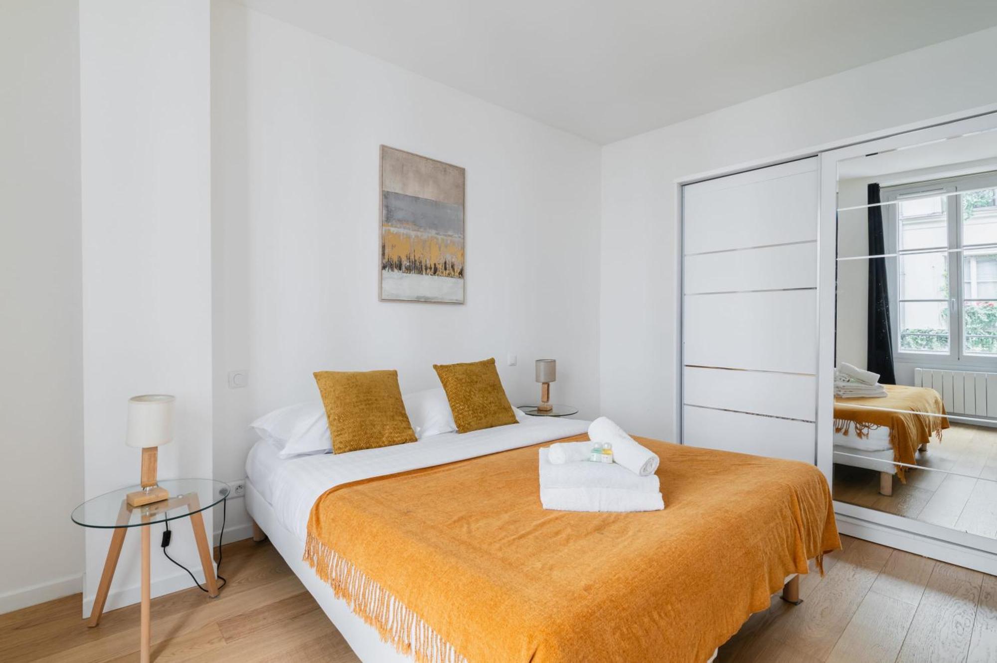 2 Pieces Renovee A Neuf Paris 5 - 4P - Flat-Guest Exterior foto